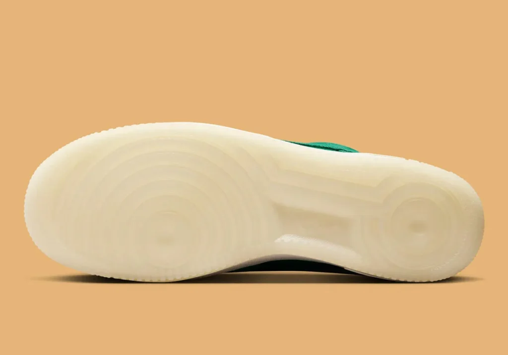nike-air-force-1-low-malachite-pale-ivory-metallic-gold-FZ5222-300-6 - HQZ
