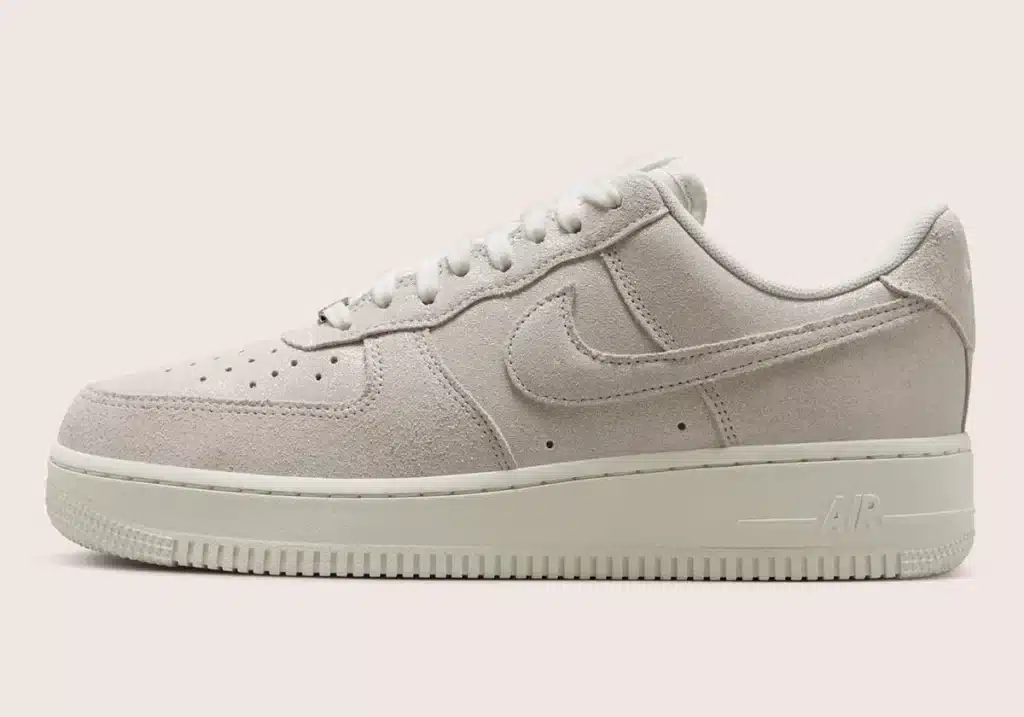 nike-air-force-1-low-white-sail-team-red-HQ3499-100-5 - HQZ