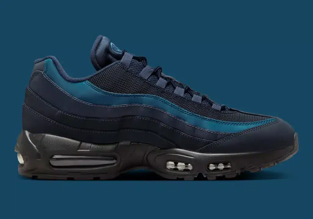 nike-air-max-95-obsidian-black-harbor-blue-hq3825-001-3 - HQZ nike-air-max-95-obsidian-black-harbor-blue-hq3825-001-3