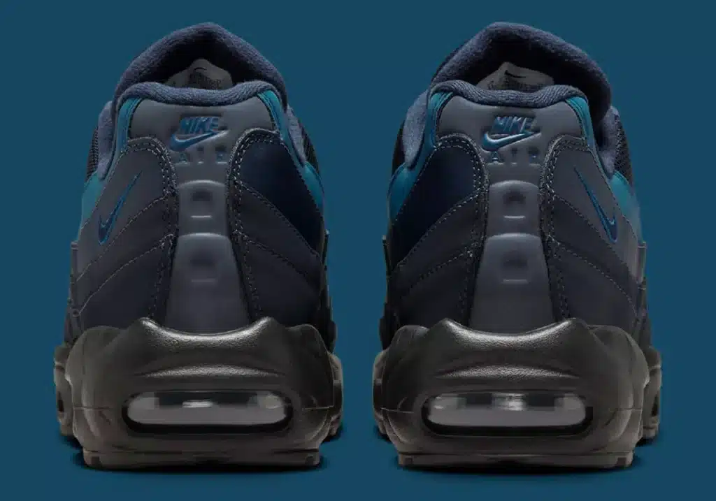 nike-air-max-95-obsidian-black-harbor-blue-hq3825-001-7 - HQZ