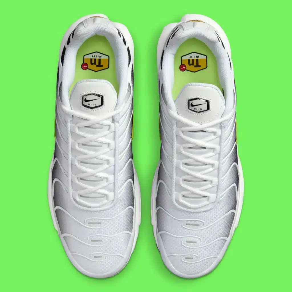nike-air-max-plus-white-volt-black-DM0032-103-3 - HQZ