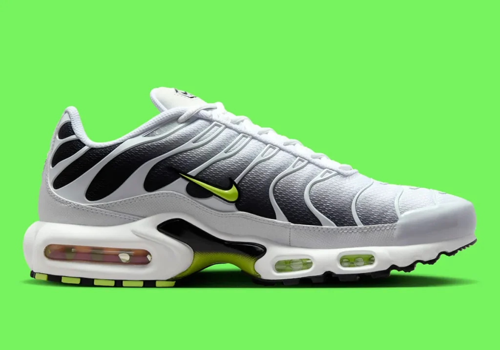 nike-air-max-plus-white-volt-black-DM0032-103-7 - HQZ nike-air-max-plus-white-volt-black-DM0032-103-7