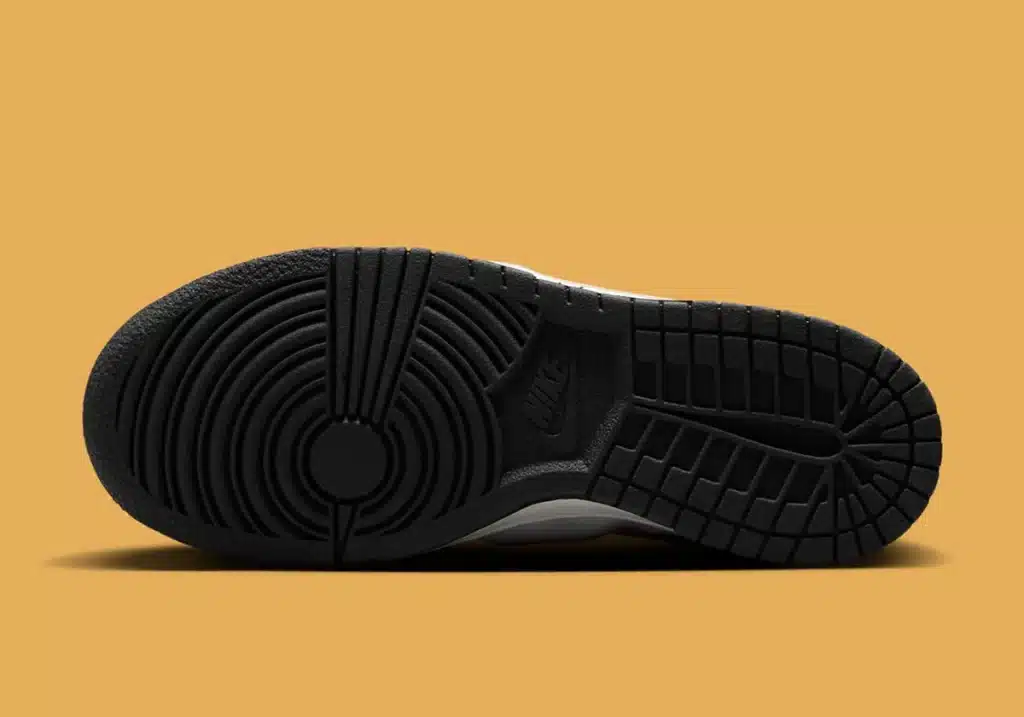 nike-dunk-low-gs-black-white-gold-hv2533-100-7 - HQZ