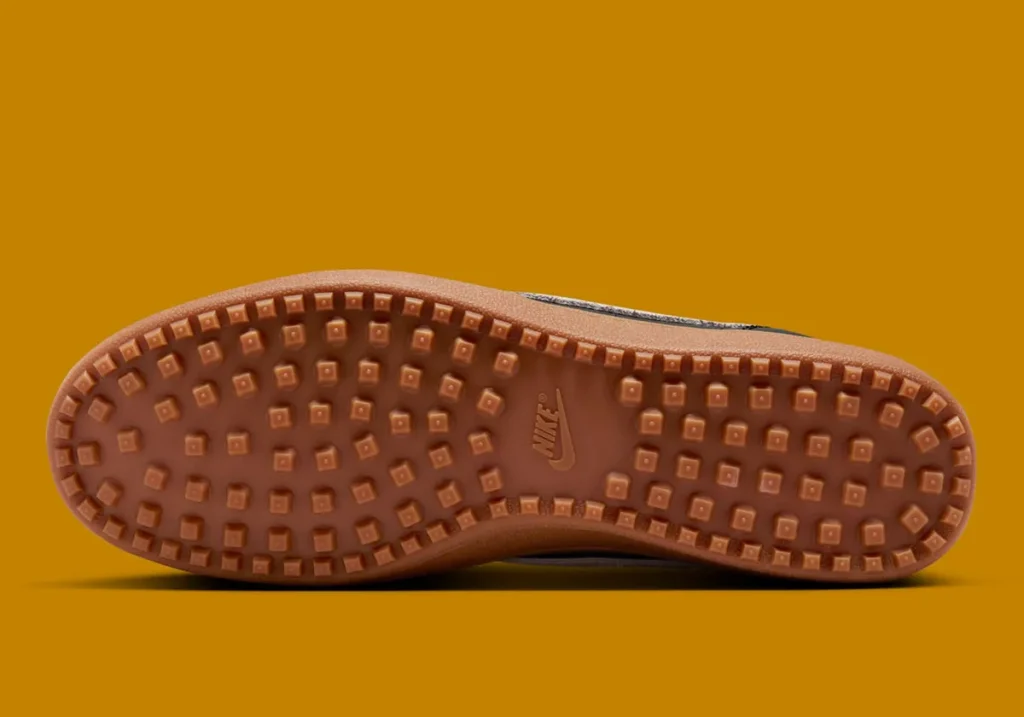 nike-field-general-82-sail-black-gum-brown-HF5603-100-3 - HQZ