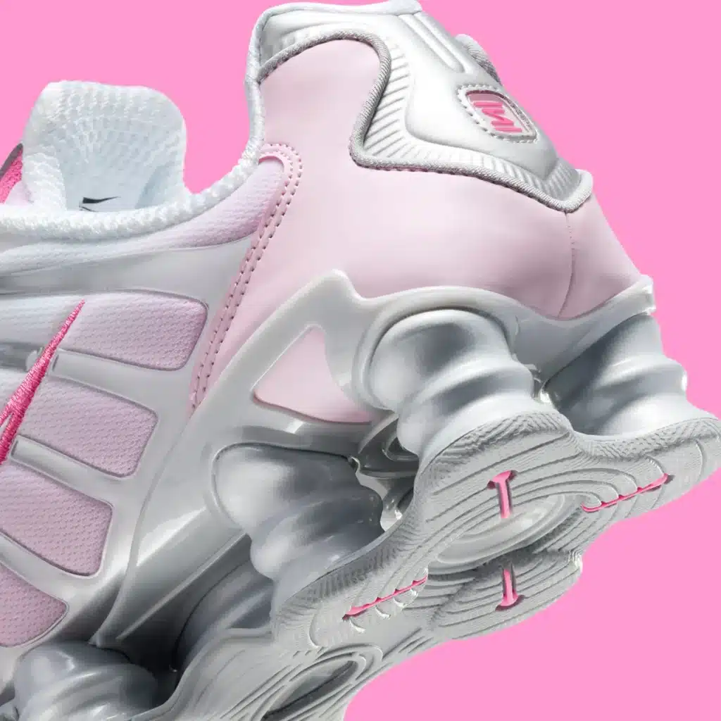 nike-shox-tl-metallic-platinum-pinksicle-pink-foam-white-flat-silver-hv2520-001-1 - HQZ