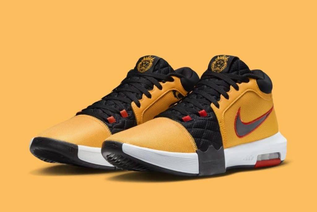 Nike-LeBron-Witness-8-Bruce-Lee-HQ2139-700-01jpg