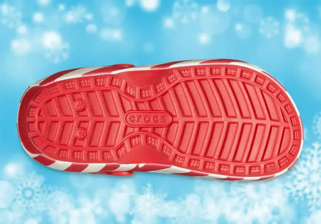 mickey-mouse-christmas-crocs-classic-clog-lined-210813-90h-1 - HQZ