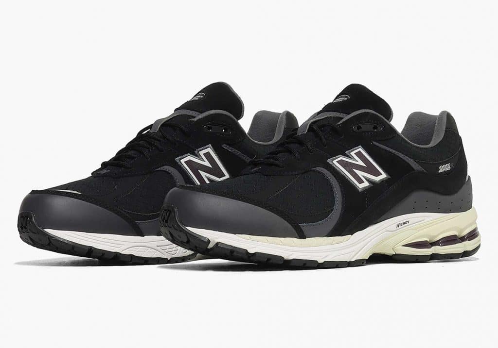 new-balance-2002r-gore-tex-inkwell-aluminum-grey-m2002rxt-0jpg