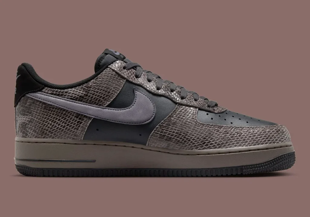 nike-air-force-1-low-black-snakeskin-hf2898-001-4 - HQZ nike-air-force-1-low-black-snakeskin-hf2898-001-4