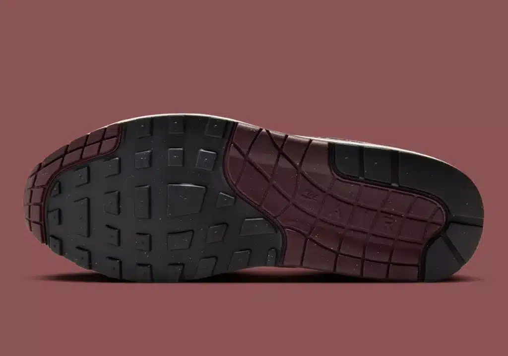 nike-air-max-1-burgundy-crush-cement-grey-taupe-grey-phantom-fq7327-001-2 - HQZ