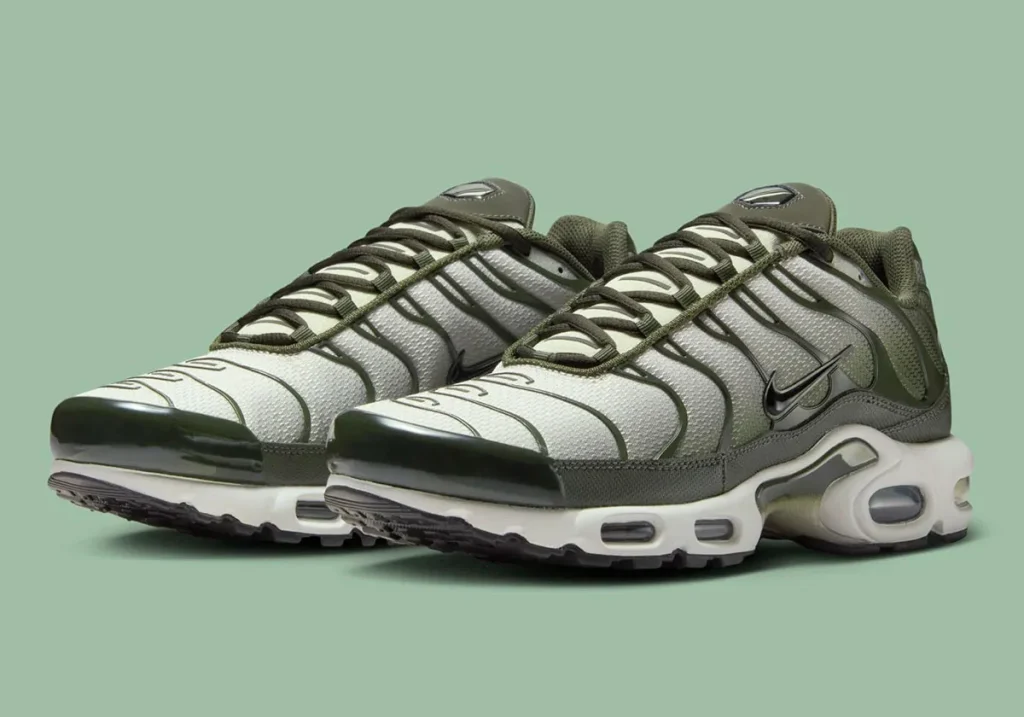 nike-air-max-plus-olive-white-dm0032-300-6