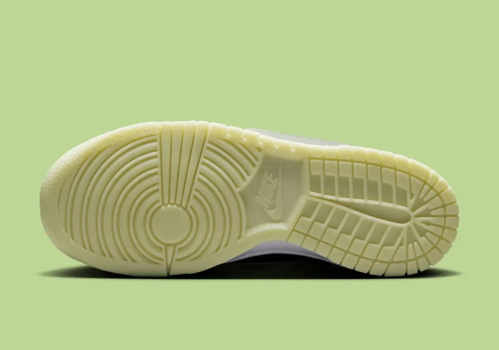 nike-dunk-low-gs-halloween-glow-in-the-dark-HQ3569-068-7 - HQZ