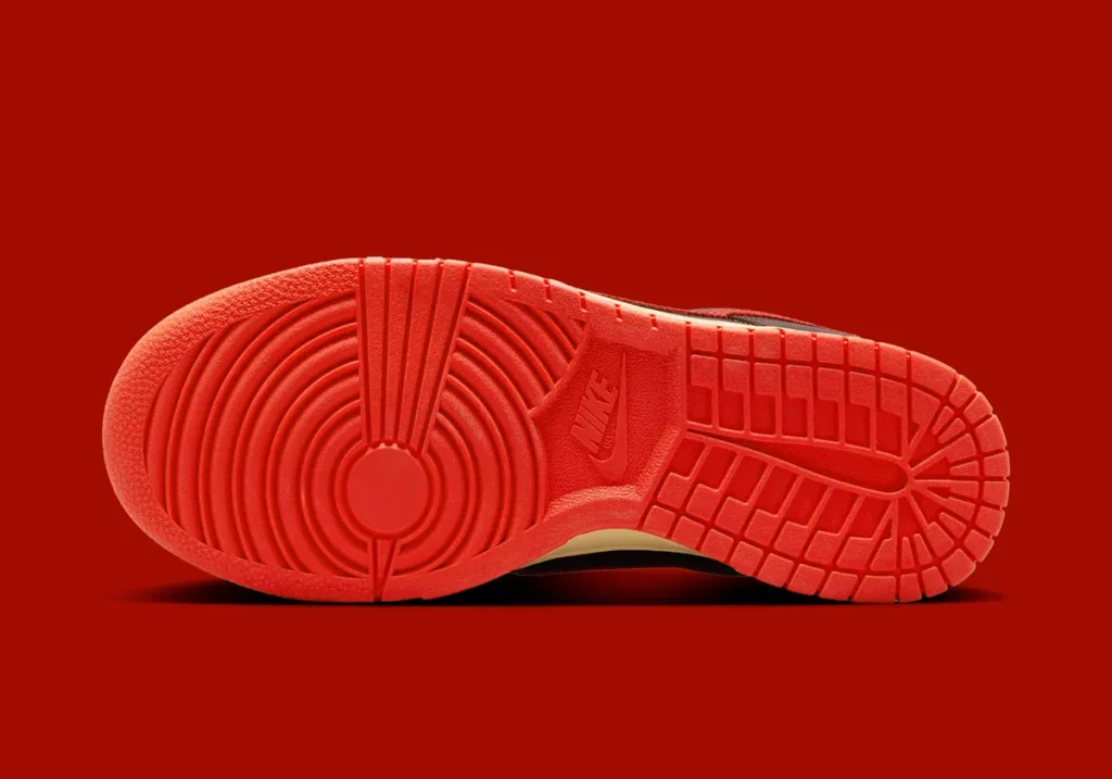 nike-dunk-low-light-british-tan-picante-red-HQ3448-262-5 - HQZ
