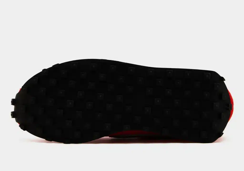 nike-ld-1000-sp-university-red-metallic-silver-sail-black-hf3227-600-2 - HQZ