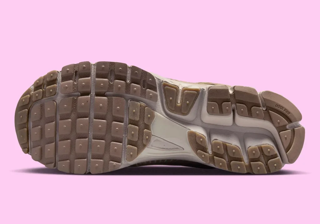 nike-zoom-vomero-5-khaki-light-orewood-brown-sesame-phantom-hv2529-200-8 - HQZ