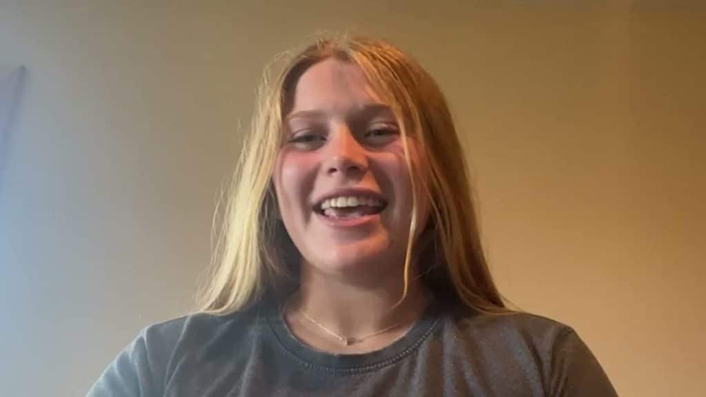 Annalea Adams - HQZ Annalea Adams