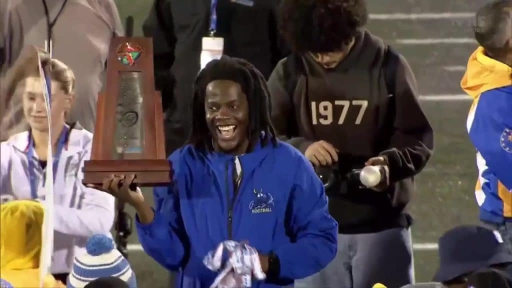 Teddy Bridgewater leads Miami Northwestern to state title in 1st season as head coach - HQZ Teddy Bridgewater leads Miami Northwestern to state title in 1st season as head coach