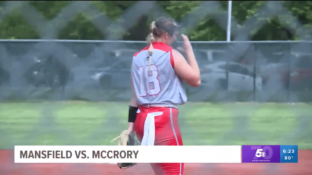 Alyson Edwards tosses complete game to lead Lady Tigers to victory - HQZ Alyson Edwards tosses complete game to lead Lady Tigers to victory