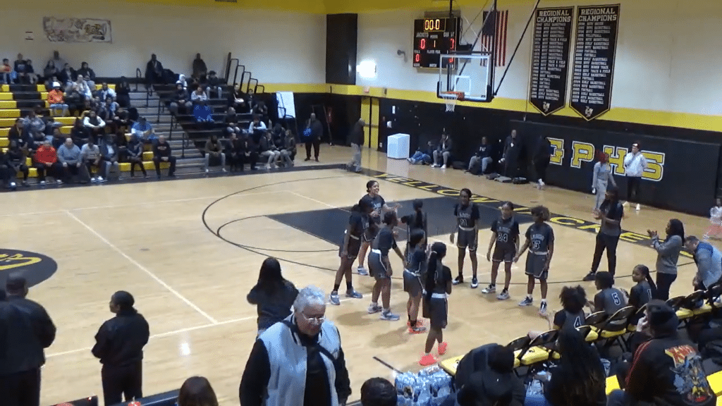 Largo vs Gwynn Park Girls Basketball - HQZ Largo vs Gwynn Park Girls Basketball