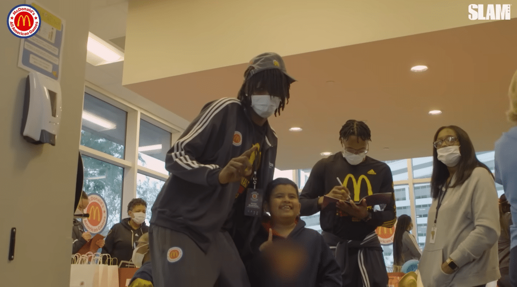 2023 McDonalds All American Boys Class at the Ronald McDonald House - HQZ 2023 McDonalds All American Boys Class at the Ronald McDonald House