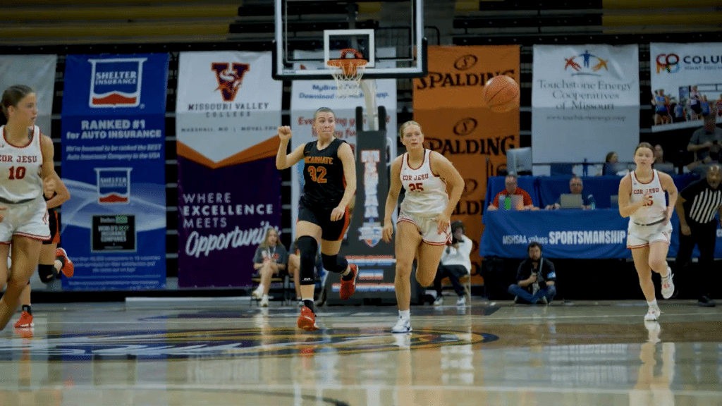 Class 6A Girls Championship between Incarnate Word Academy and Staley - HQZ Class 6A Girls Championship between Incarnate Word Academy and Staley