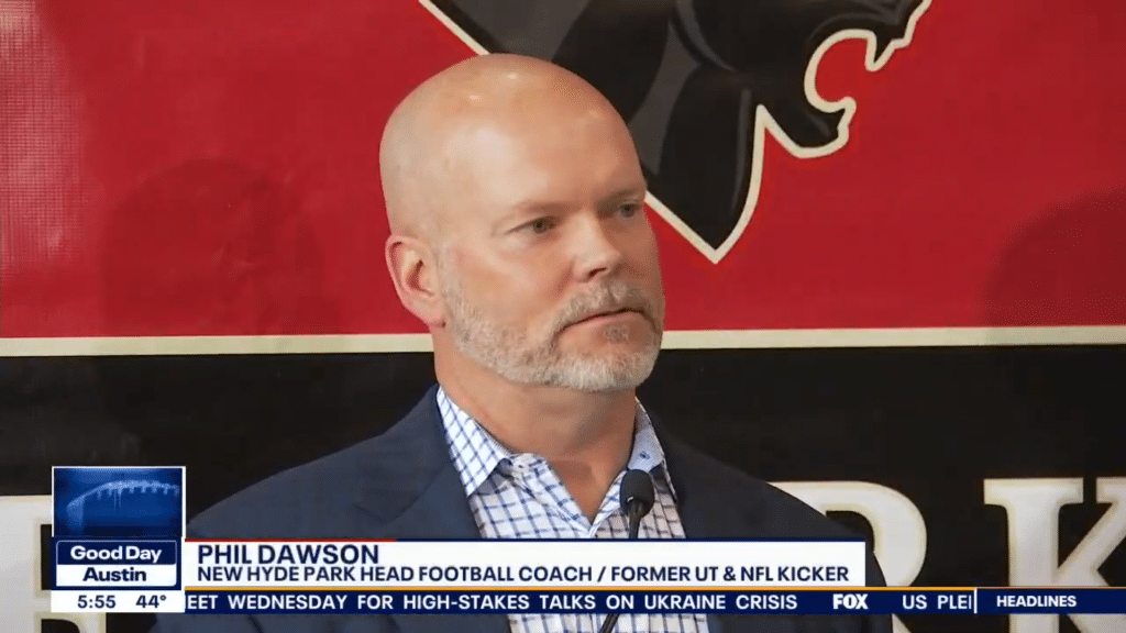 Former Longhorn Phil Dawson