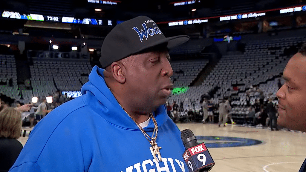 Karl Towns Sr tells KAT to stay positive amid shooting struggles - HQZ Karl Towns Sr tells KAT to stay positive amid shooting struggles