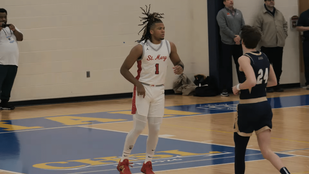 Trey McKenney Returns To The Court After Injury - HQZ Trey McKenney Returns To The Court After Injury