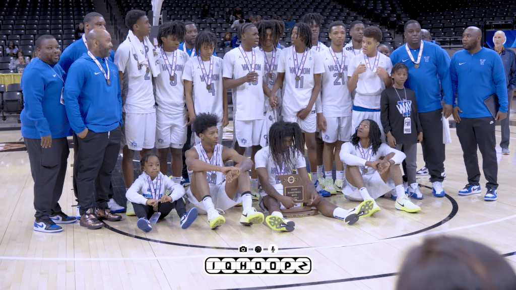 Vashon Wolverines defeated the Benton Cardinals 81-45 - HQZ Vashon Wolverines defeated the Benton Cardinals 81-45