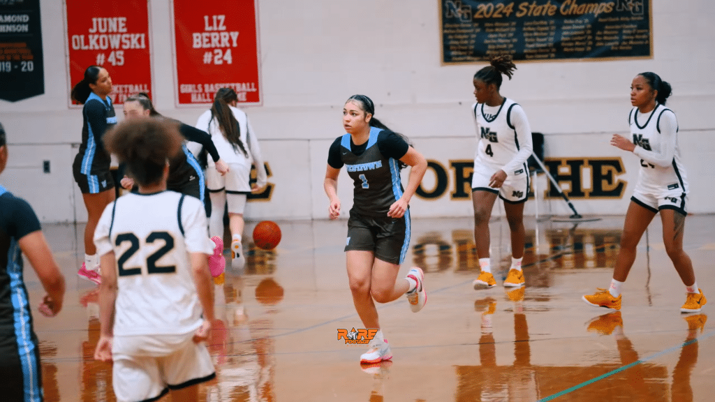 2027 PG JESSIE MOSES against Neumann Goretti